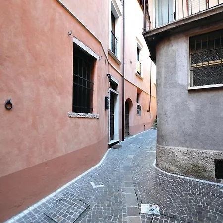 Lägenhet Casa Porto Toscolano Maderno