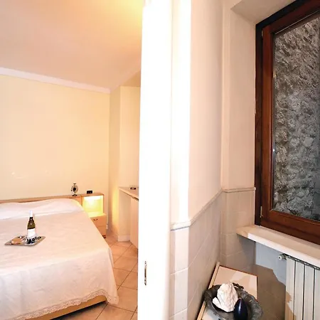 Lägenhet Casa Porto Toscolano Maderno